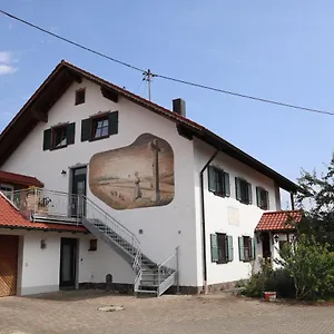 Apartment Bio-bauernhof Eisele, Scheuring